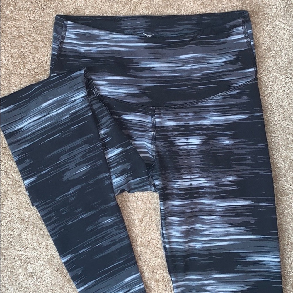 Old Navy Active Leggings